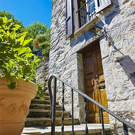 Casa La Terrazza Uno C Hébergement de vacances Cannobio