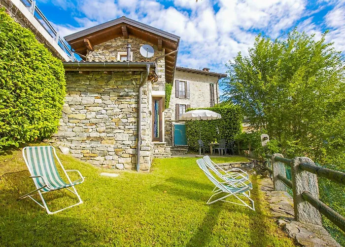 Casa La Terrazza Uno C Vakantiehuis Cannobio