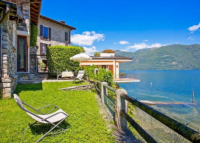 Casa La Terrazza Uno C * Cannobio